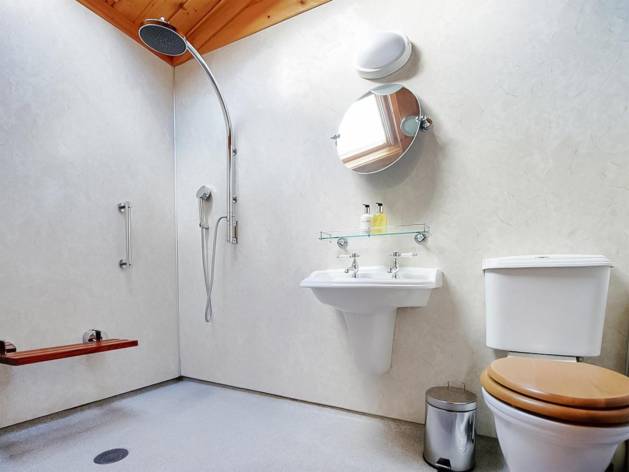 Longford  Hideaway Lodge - Uk47328 מראה חיצוני תמונה